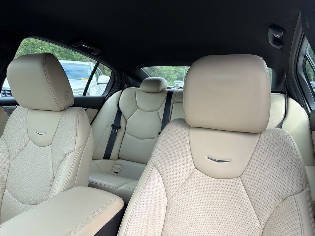 2023 Cadillac CT5 — photo 1 of 6