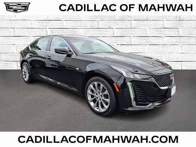 2023 Cadillac CT5 — photo 1 of 7