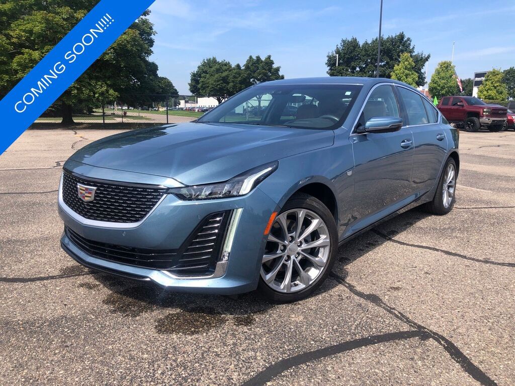 2024 Cadillac CT5 — photo 1 of 7