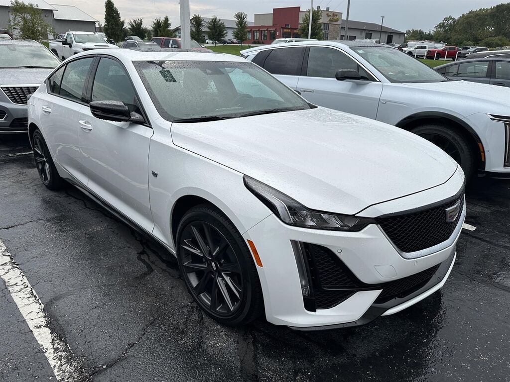 2023 Cadillac CT5 — photo 1 of 1
