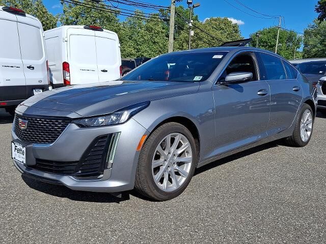 2023 Cadillac CT5 Luxury — photo 1 of 13