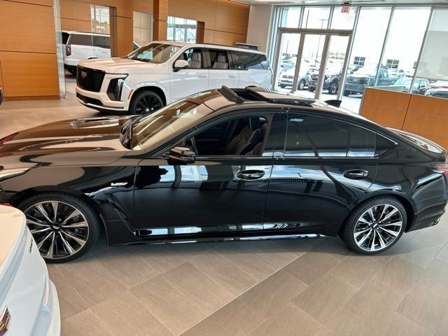 2023 Cadillac CT5-V — photo 1 of 7