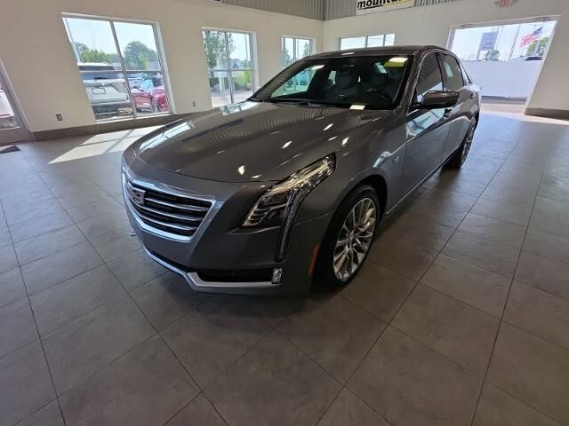 2018 Cadillac CT6 3.6L Premium Luxury — photo 1 of 13