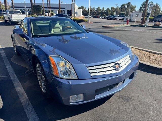 2005 Cadillac XLR Base