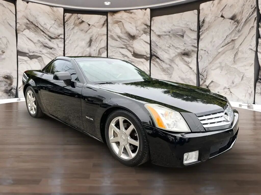 2006 Cadillac XLR Base — photo 1 of 13