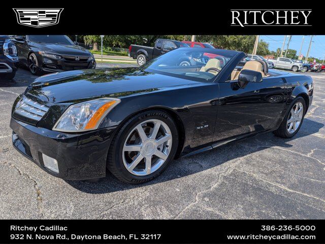 2007 Cadillac XLR Base — photo 1 of 13