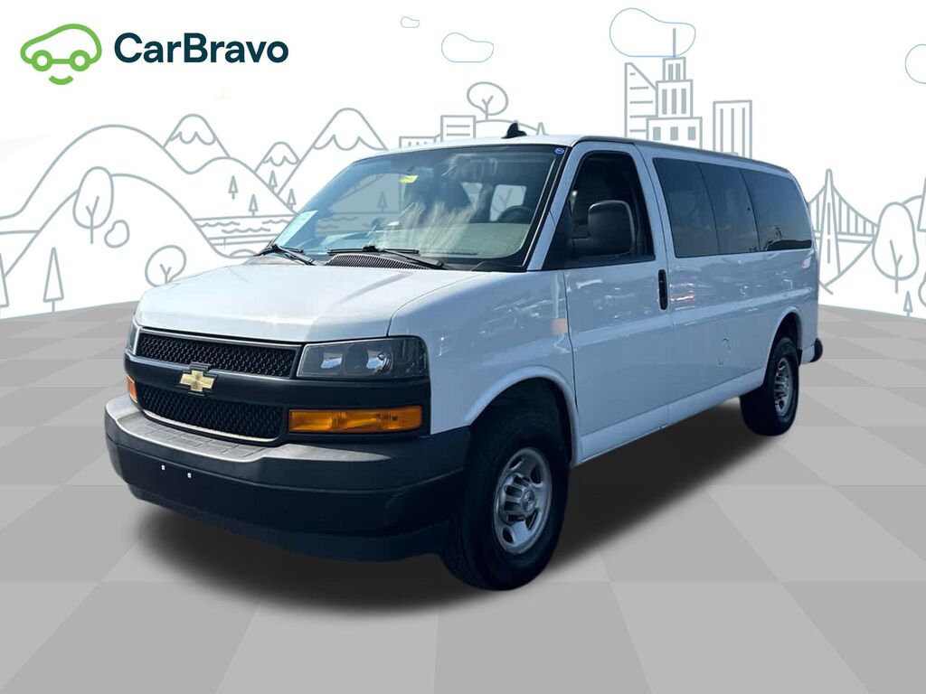 2023 Chevrolet Express Passenger LS — photo 1 of 7