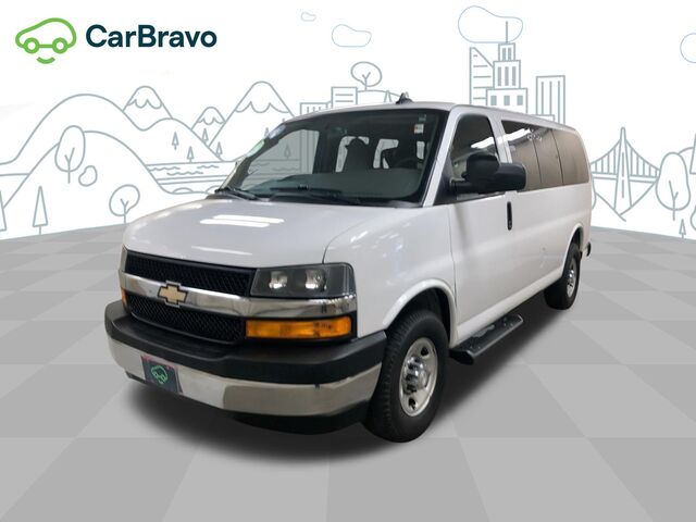 2018 Chevrolet Express Passenger LT