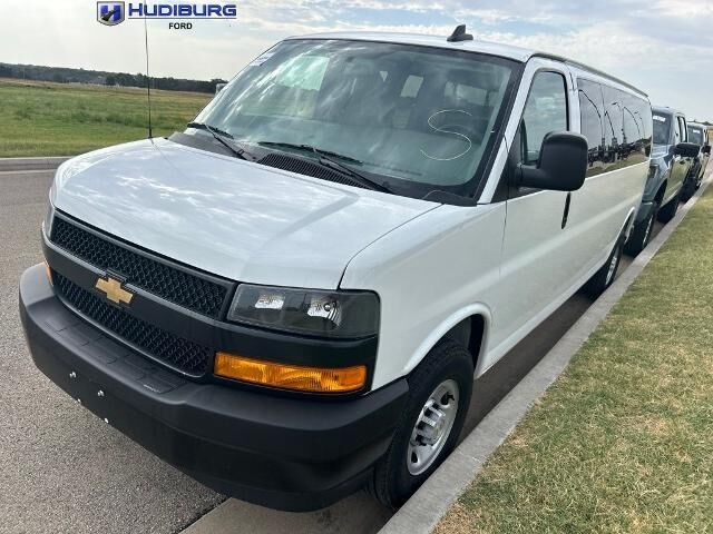 2025 Chevrolet Express LS 3500 — photo 1 of 26