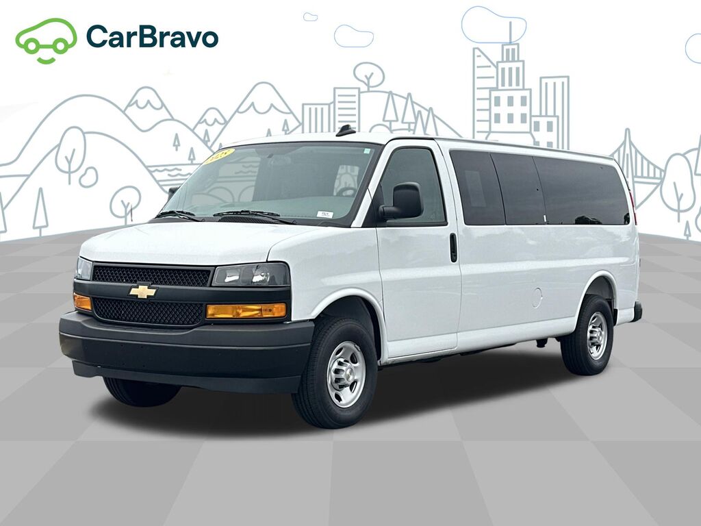 2025 Chevrolet Express Passenger 1LS — photo 1 of 7