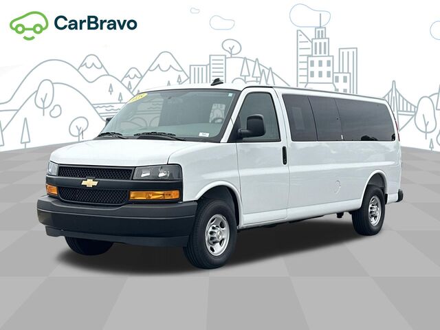 2025 Chevrolet Express Passenger 1LS