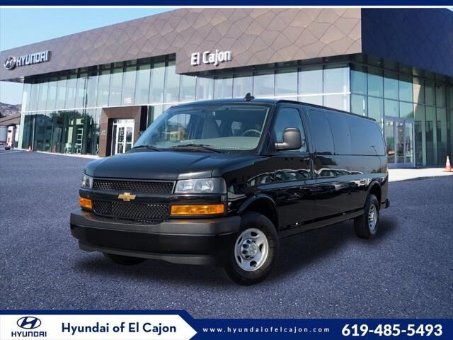 2025 Chevrolet Express LS 3500