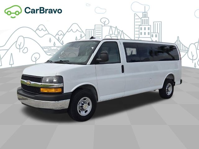 2025 Chevrolet Express Passenger 1LT