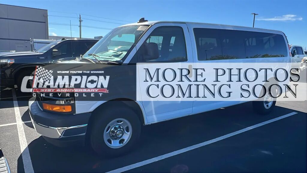 2025 Chevrolet Express LT 3500 — photo 1 of 3
