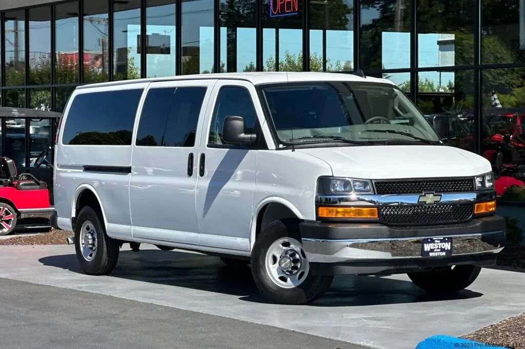 2024 Chevrolet Express LT 3500 — photo 1 of 13
