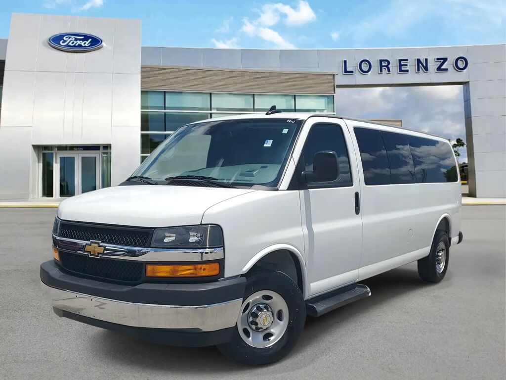 2025 Chevrolet Express LT 3500 — photo 1 of 13