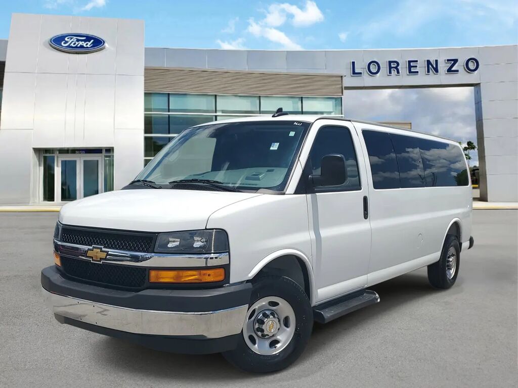 2025 Chevrolet Express LT 3500 — photo 1 of 13