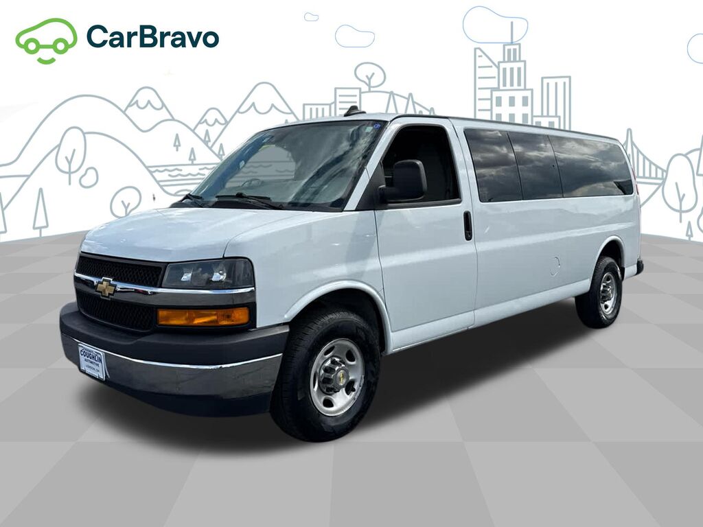 2024 Chevrolet Express Passenger 1LT — photo 1 of 7