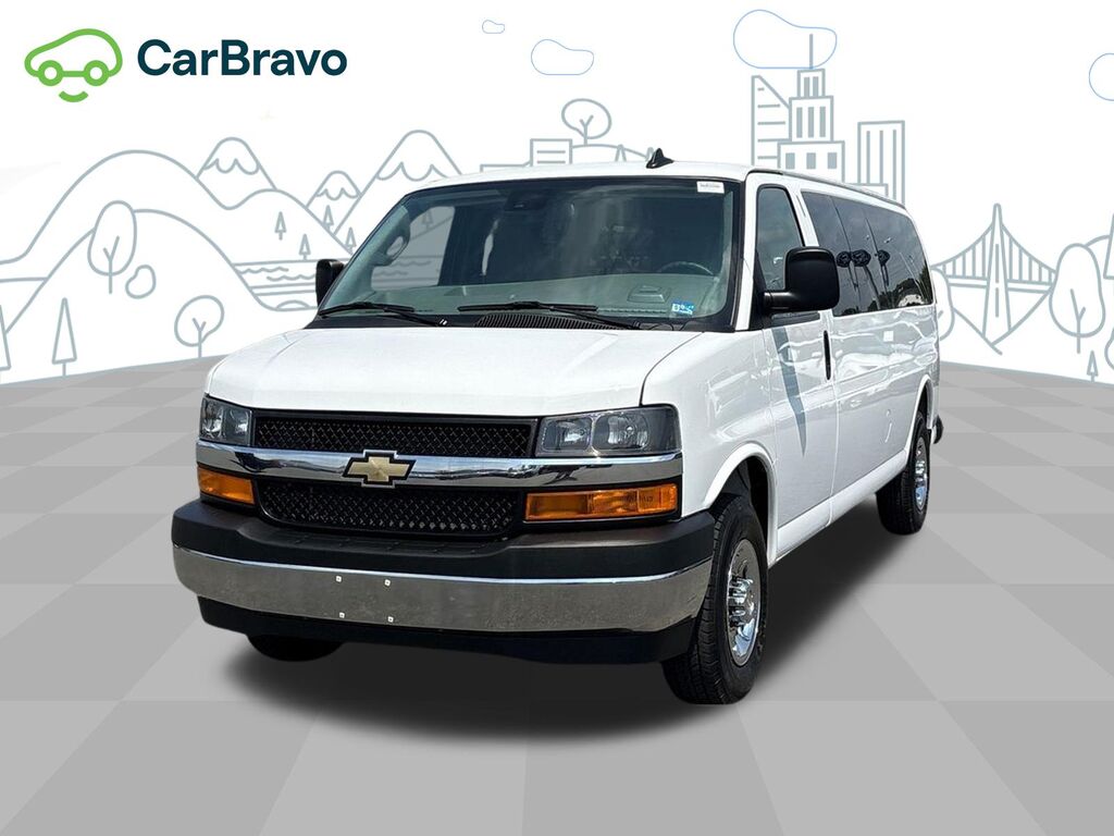 2024 Chevrolet Express Passenger 1LT — photo 1 of 6