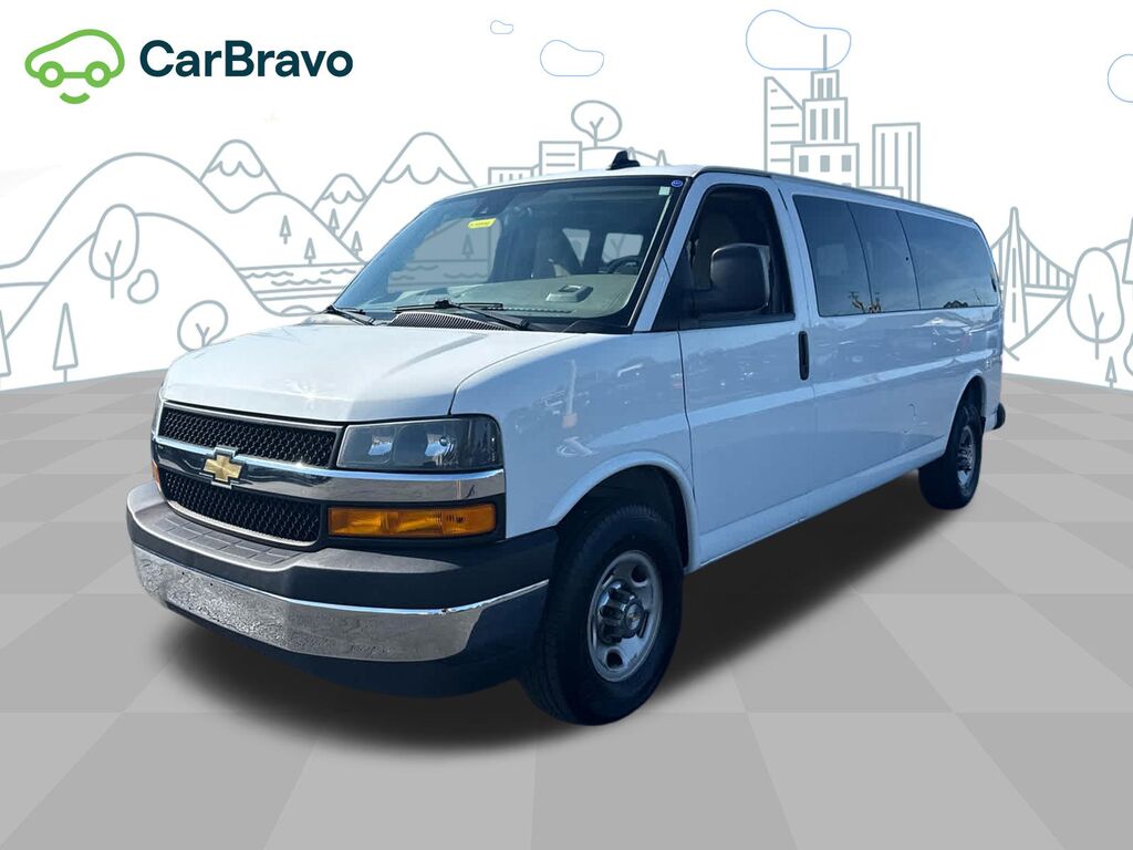 2024 Chevrolet Express Passenger 1LT — photo 1 of 7
