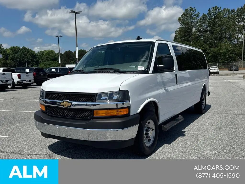2025 Chevrolet Express LT 3500 — photo 1 of 10