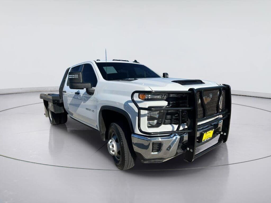 2025 Chevrolet Silverado 3500HD Work Truck — photo 1 of 14