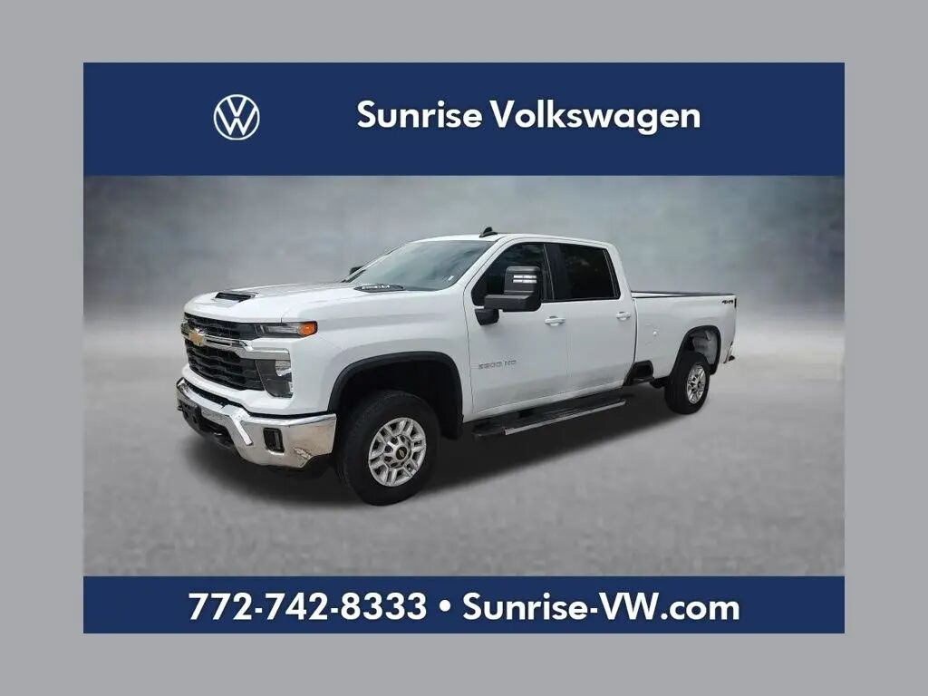 2025 Chevrolet Silverado 2500HD LT — photo 1 of 27