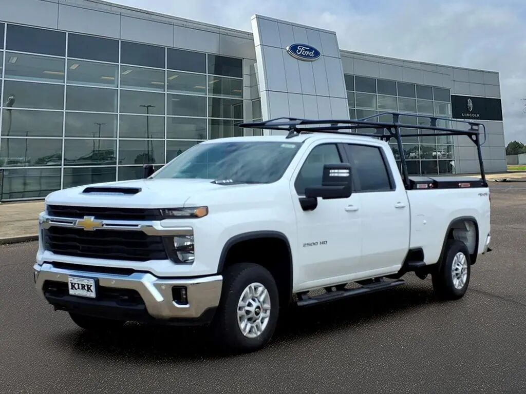 2025 Chevrolet Silverado 2500HD LT — photo 1 of 26