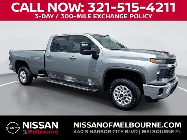 2025 Chevrolet Silverado 2500HD LT — photo 1 of 13