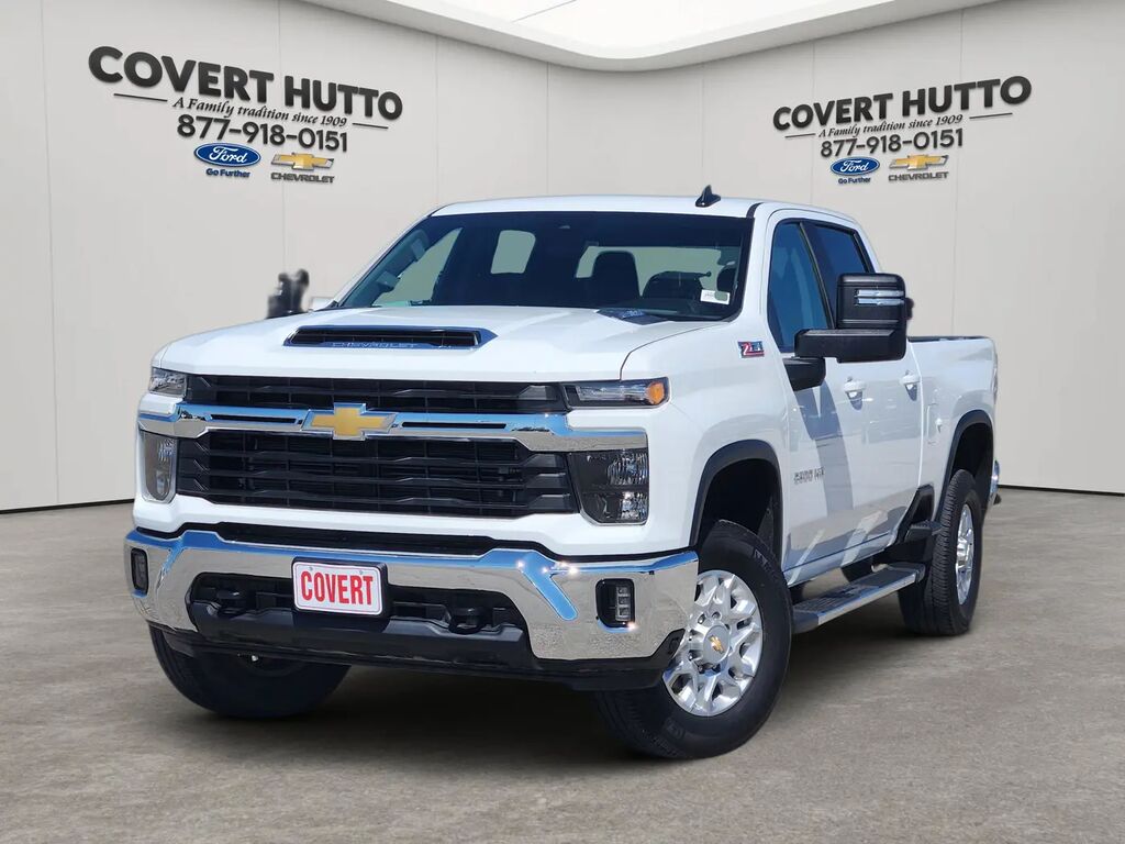 2025 Chevrolet Silverado 2500HD LT — photo 1 of 13