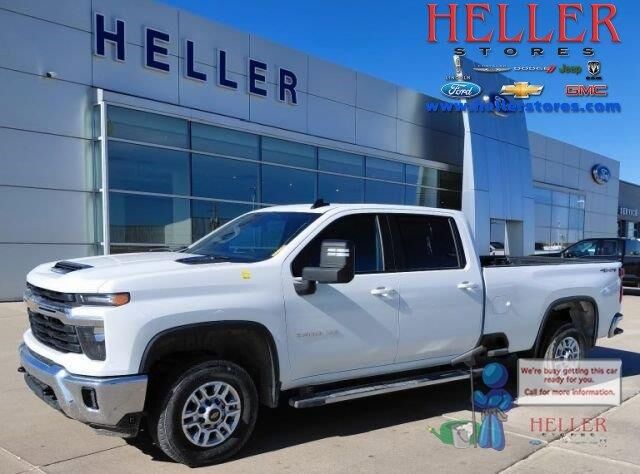 2025 Chevrolet Silverado 2500HD LT — photo 1 of 13
