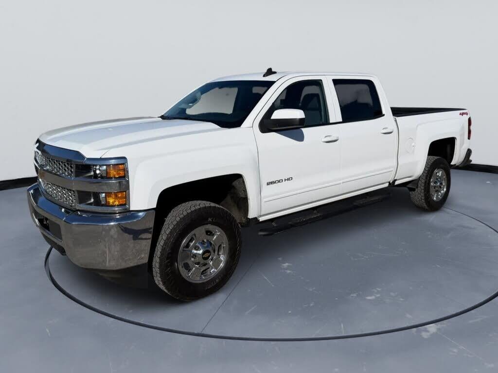 2019 Chevrolet Silverado 2500HD LT — photo 1 of 1