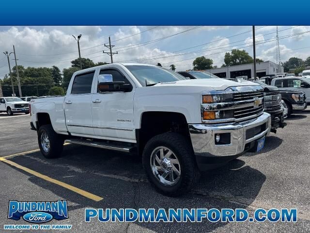 2019 Chevrolet Silverado 2500HD LTZ — photo 1 of 10