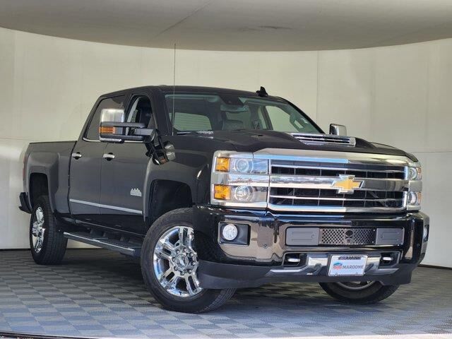 2019 Chevrolet Silverado 2500HD High Country — photo 1 of 13