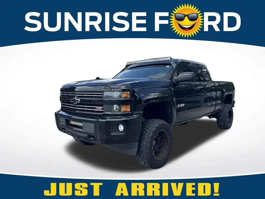 2016 Chevrolet Silverado 2500HD LT — photo 1 of 26