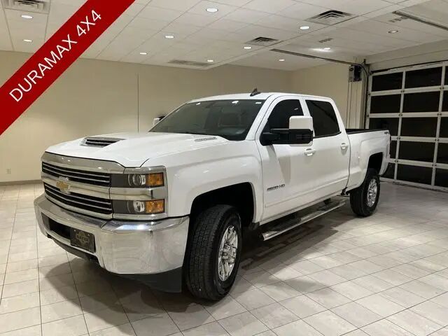 2017 Chevrolet Silverado 2500HD LT — photo 1 of 27