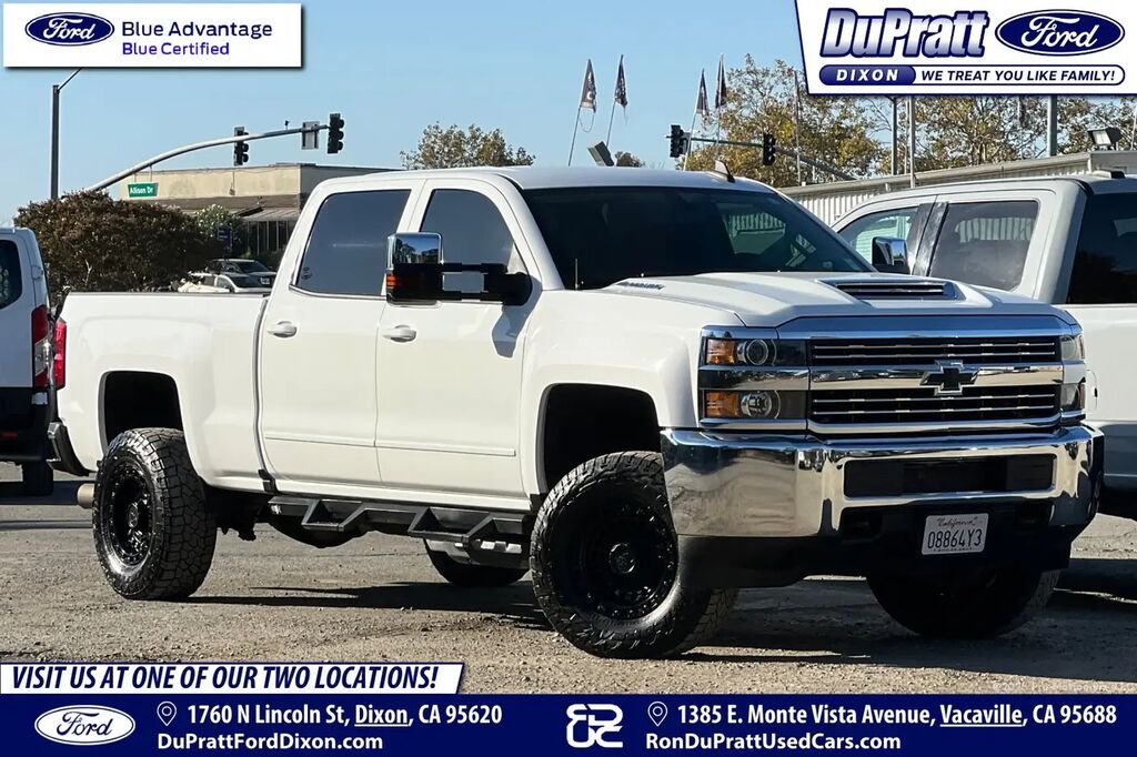 2018 Chevrolet Silverado 2500HD LT — photo 1 of 13