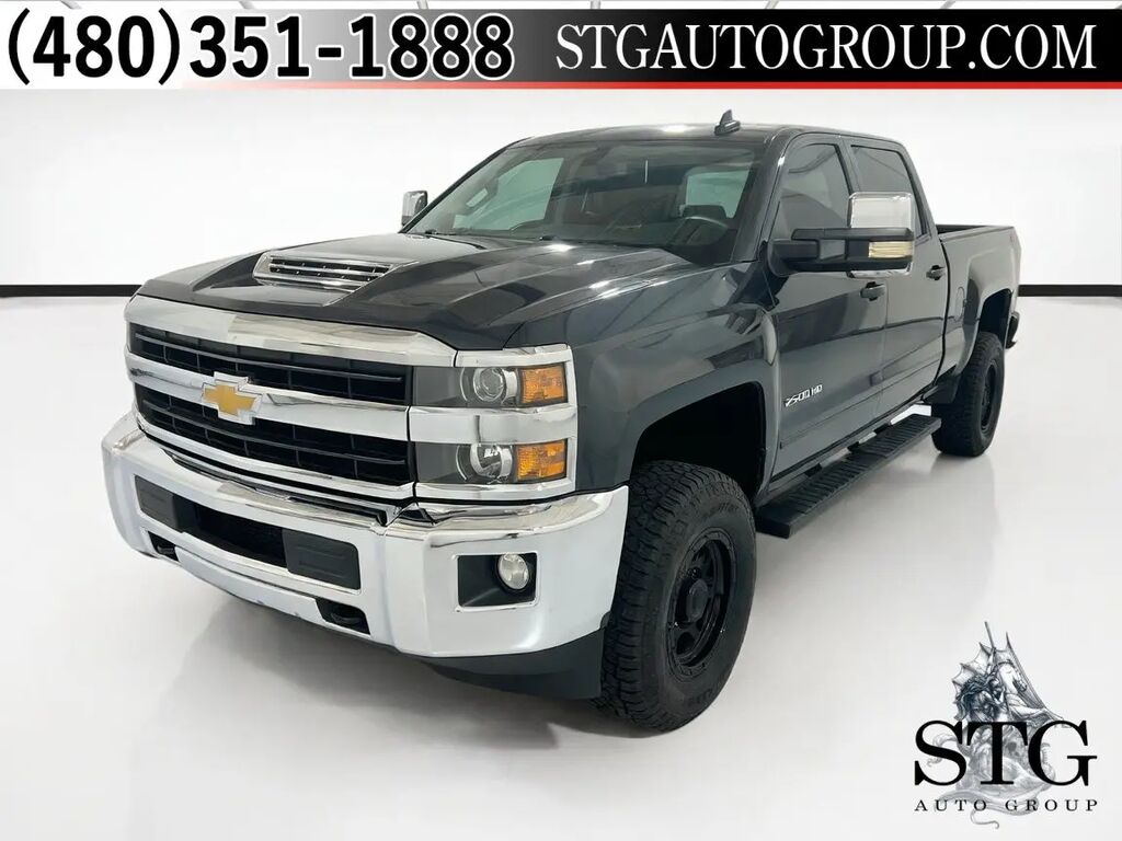 2018 Chevrolet Silverado 2500HD LT — photo 1 of 13