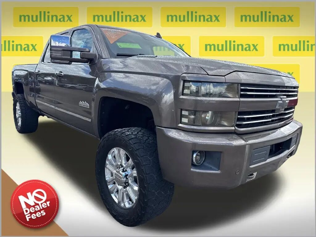 2015 Chevrolet Silverado 2500HD High Country — photo 1 of 13
