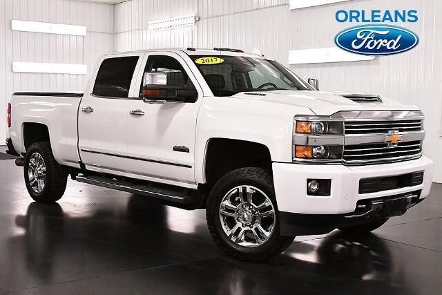 2017 Chevrolet Silverado 2500HD High Country — photo 1 of 13