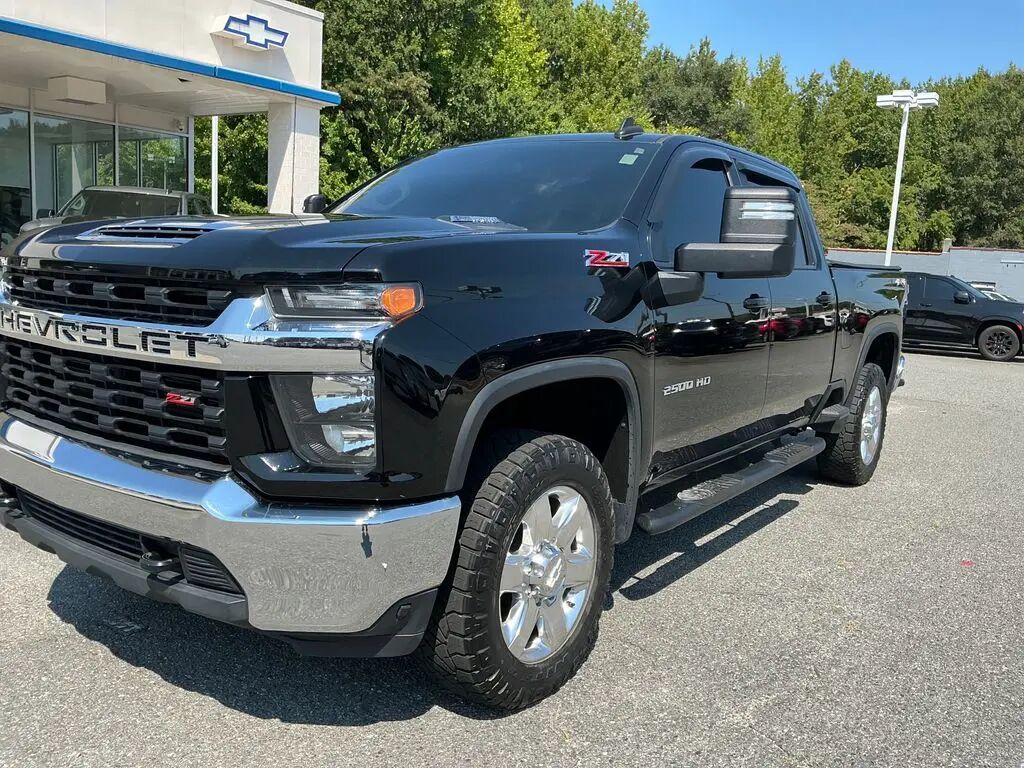 2021 Chevrolet Silverado 2500HD LT — photo 1 of 13