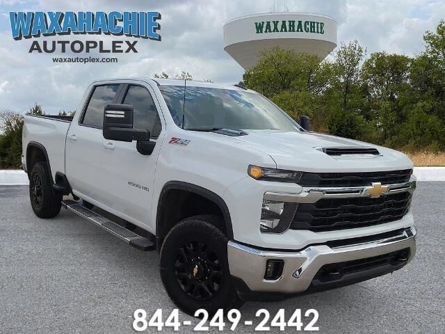 2024 Chevrolet Silverado 2500HD LT — photo 1 of 13