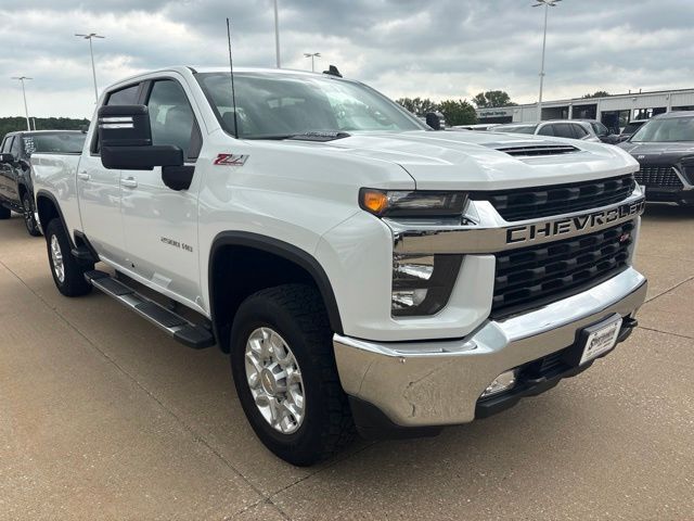 2023 Chevrolet Silverado 2500HD LT — photo 1 of 13