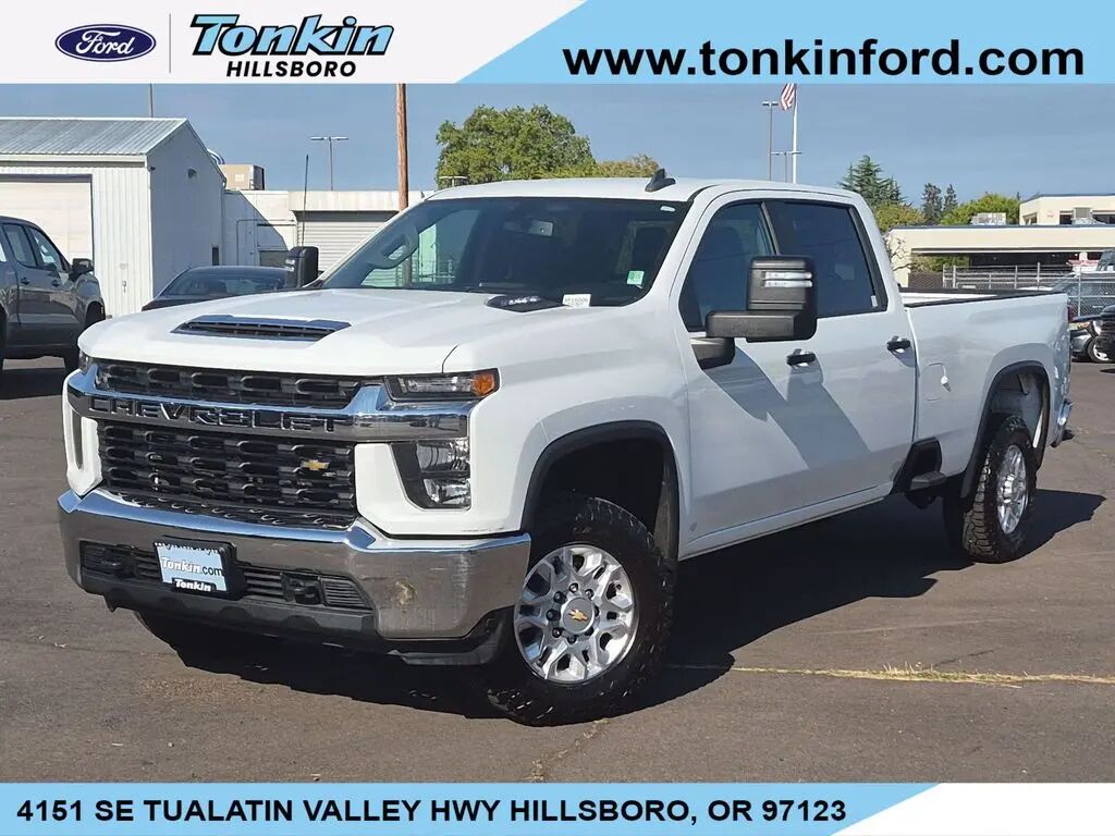 2022 Chevrolet Silverado 2500HD LT — photo 1 of 40