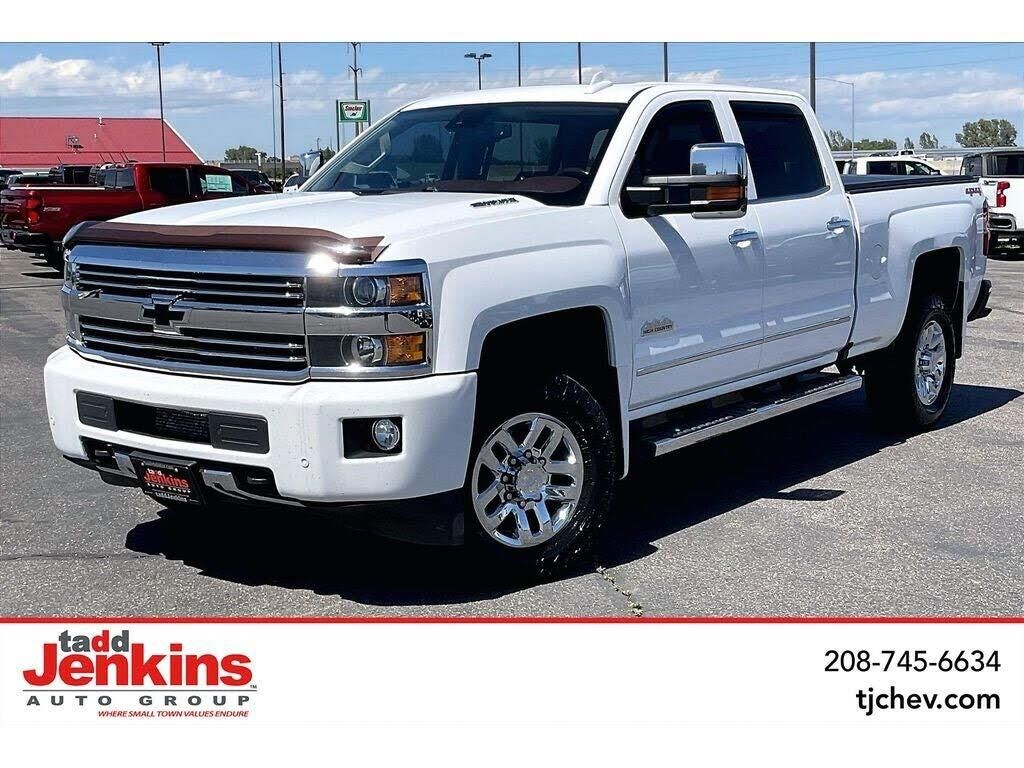 2016 Chevrolet Silverado 3500HD High Country — photo 1 of 6