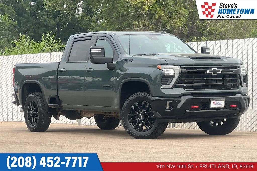 2025 Chevrolet Silverado 2500HD LT — photo 1 of 13