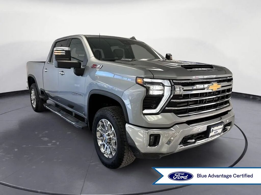 2025 Chevrolet Silverado 2500HD LTZ — photo 1 of 13