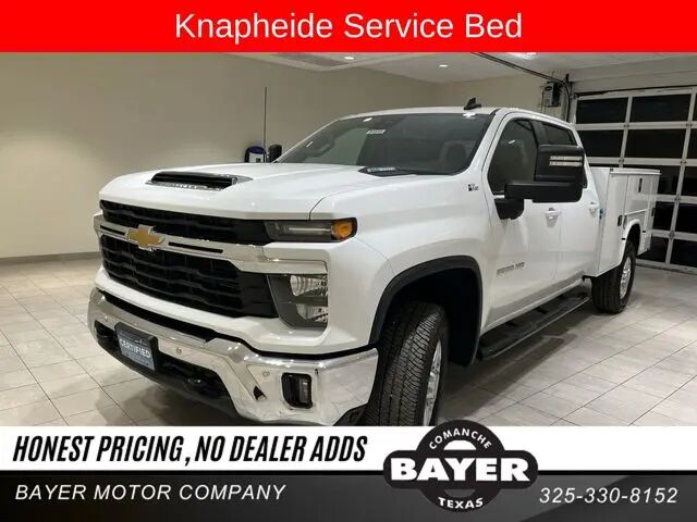 2025 Chevrolet Silverado 3500HD LT — photo 1 of 13