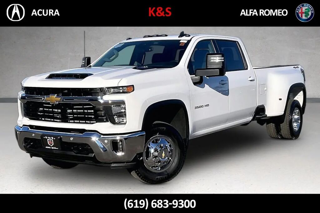 2025 Chevrolet Silverado 3500HD LT — photo 1 of 21