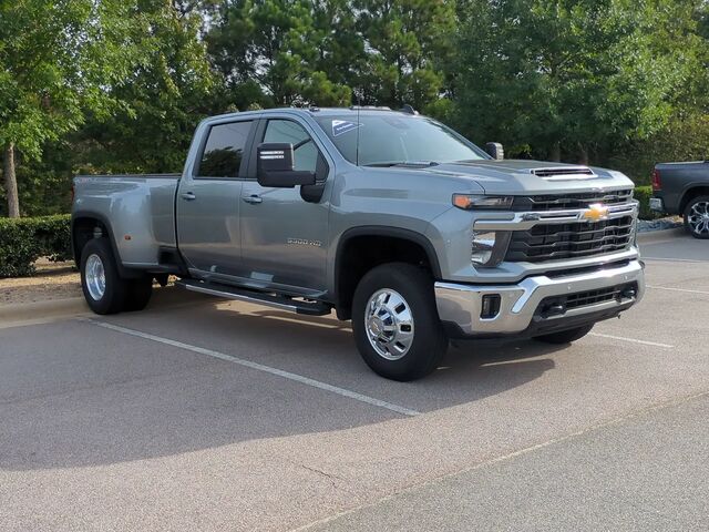 2026 Chevrolet Silverado 3500HD LT